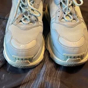 Balenciago’s 45 light blue size 12. Comes with extra shoe strings and dust bag Balenciaga | Shoes | Balenciagos 45 Light Blue Size 2 Comes  main image 2